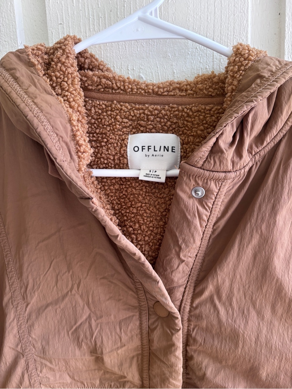 OFFLINE by Aerie Sherpa-Lined Hooded Jacket in Dusty Mauve - Picture 3 of 4